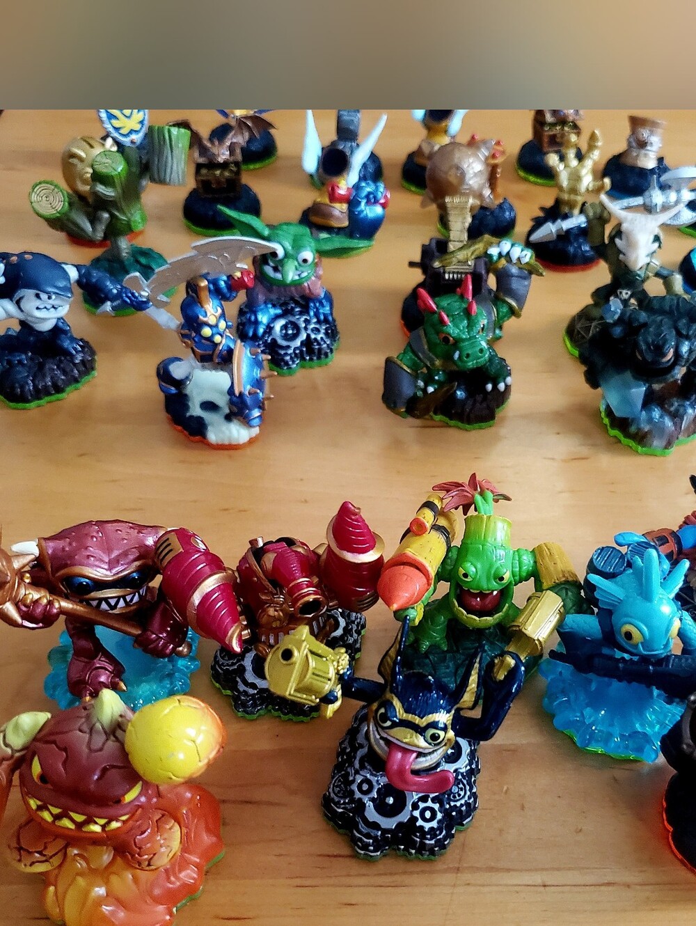 Skylanders Swap-Force Figures - Lot Of 31 - Picture 7 of 8